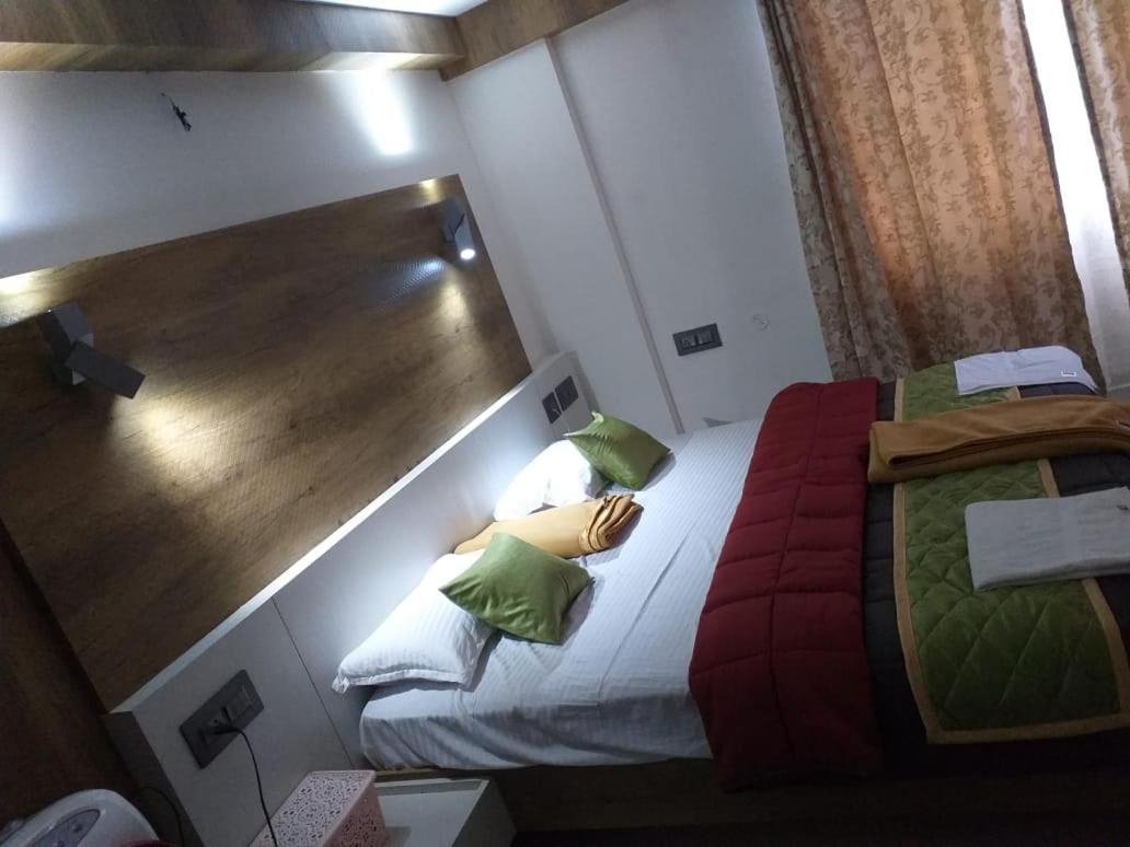 Grand Meridian Vinnamangalam Ngoại thất bức ảnh