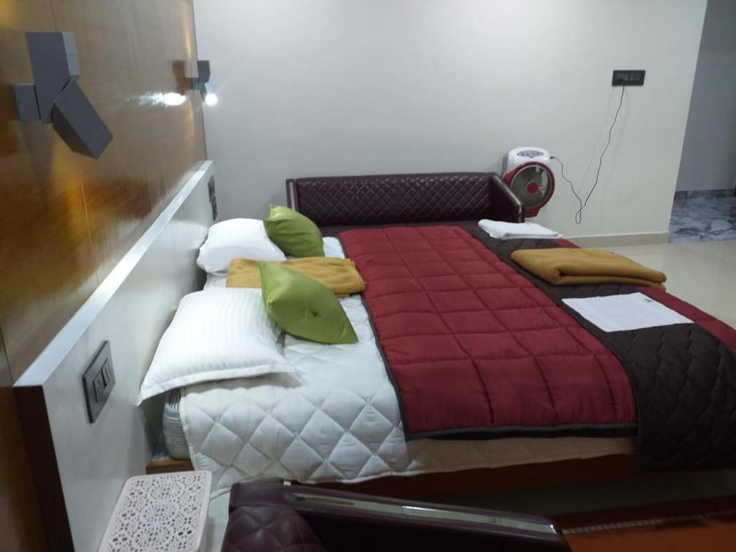 Grand Meridian Vinnamangalam Ngoại thất bức ảnh