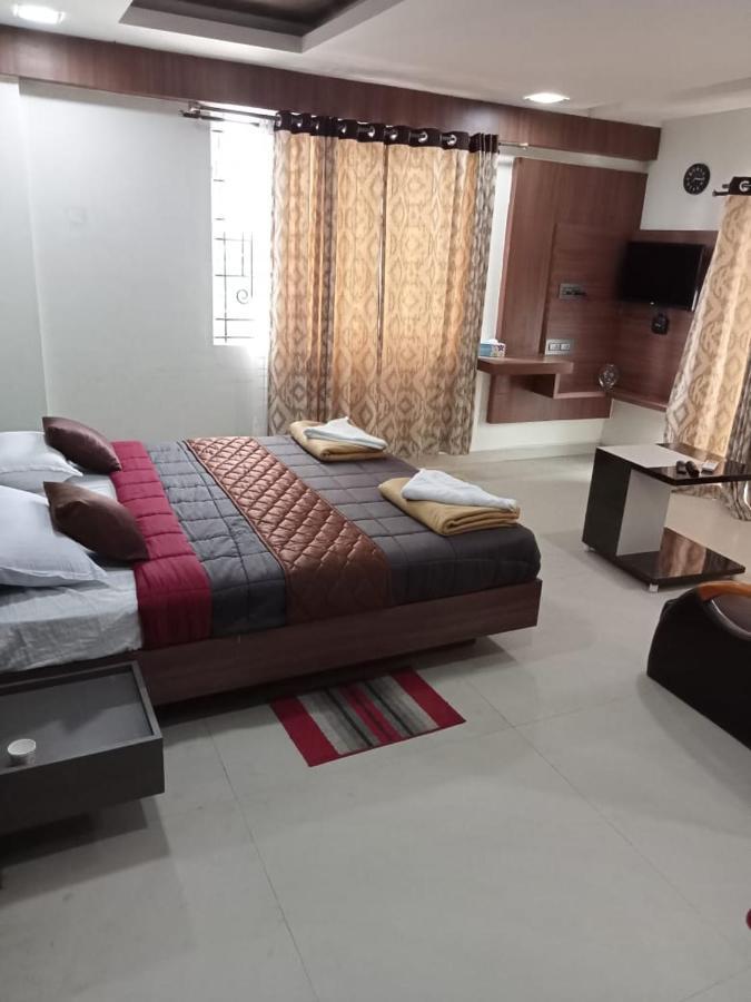 Grand Meridian Vinnamangalam Ngoại thất bức ảnh